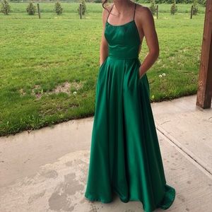 Emerald green sherri hill dress